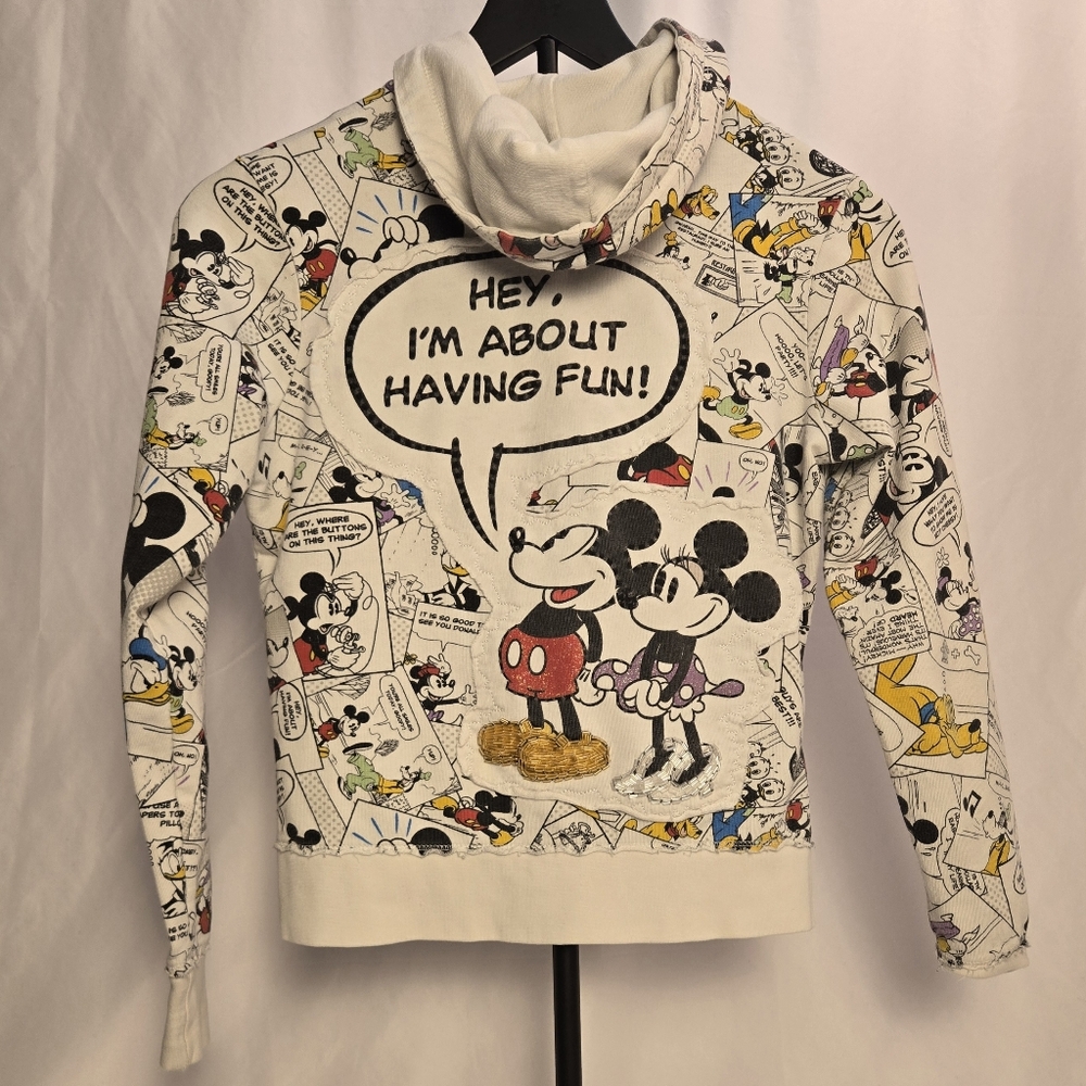 Disney Sweater Womens XS White Comic Print Mickey Mouse Characters Rare‎ - Picture 9 of 16
